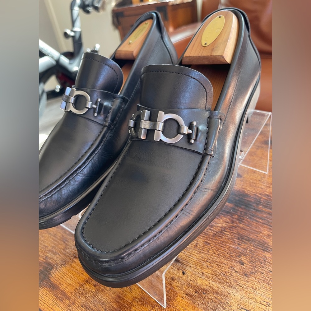 SALVATORE FERRAGAMO "Master" Black Loafers Size US 8 EEE MS35478 Made in Italy